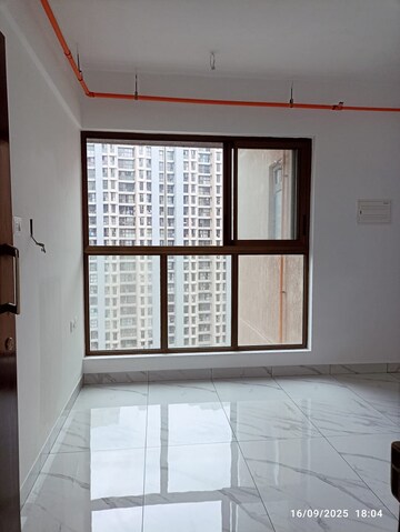 Room in 1 BHK Apartment at Raunak Bliss, Ghodbunder Road – for Sale