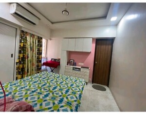 Bedroom in 2 BHK Apartment at Lodha Amara, Kolshet Road – for Rent