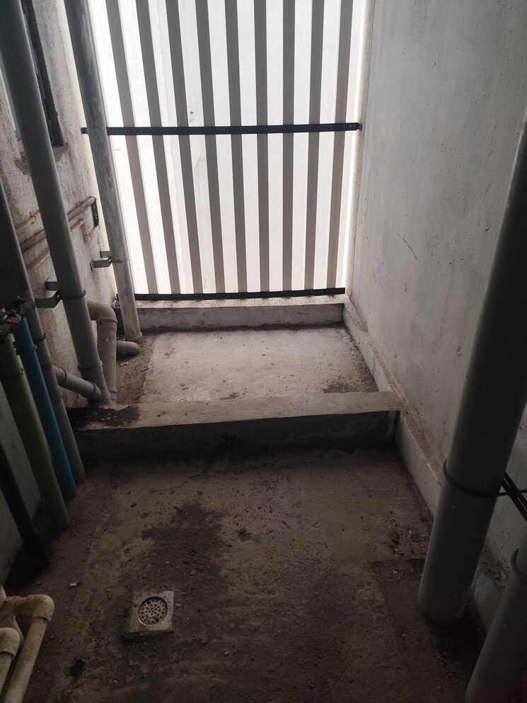 Balcony, raymond-ten-x-habitat 1 Bedroom 418 Sq.Ft. Apartment In Pokhran Road No Two Thane 9251492