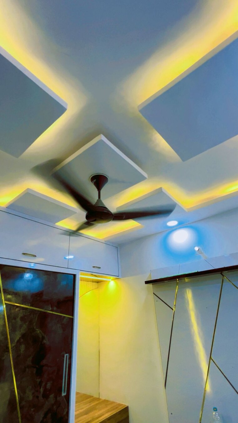 undefined, uttam nagar 3 Bedroom 120 Sq.Yd. Builder Floor In Uttam Nagar Delhi 9251505