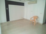 3 BHK + Servant Room 200 Sq.Yd. Builder Floor in Green Park