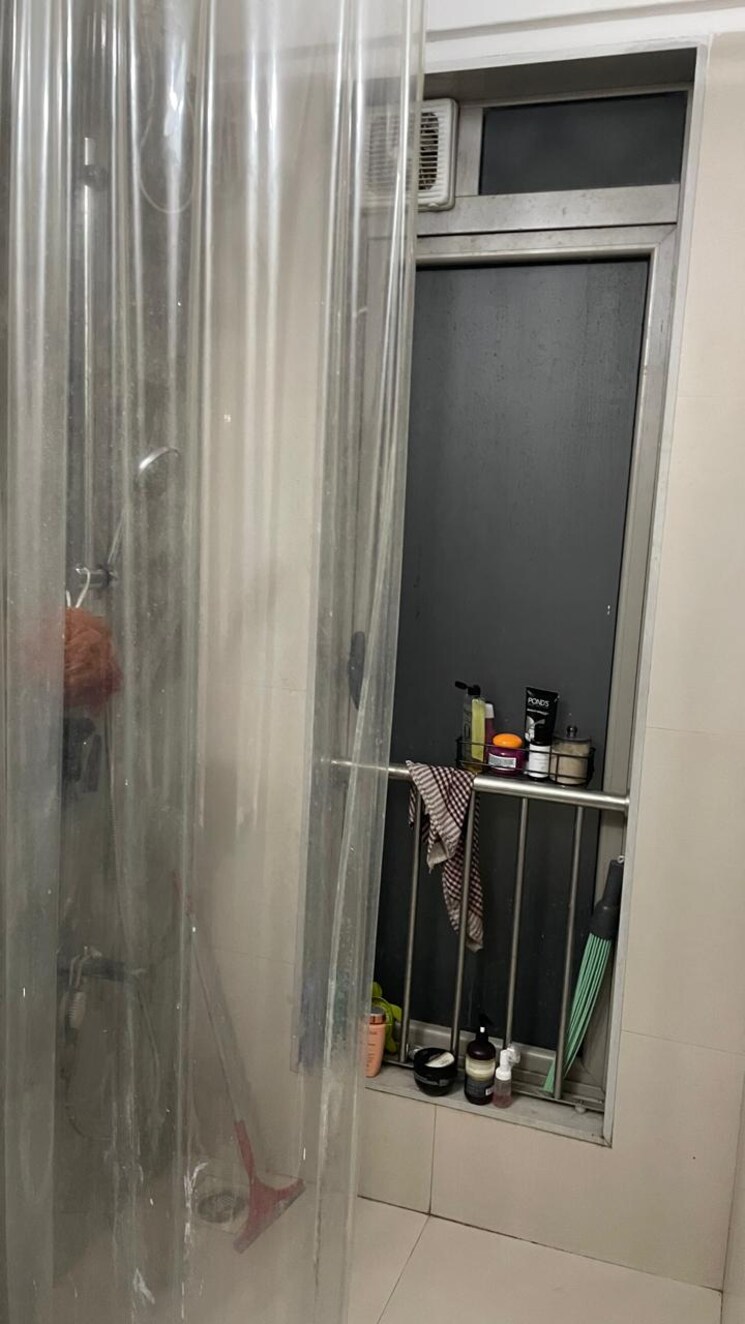 Bathroom, goregaon west Pg For Girls In Goregaon West 9251508