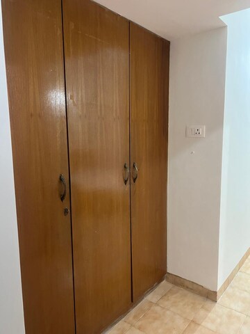 Furnished Amenities in 2 BHK Apartment at Jalvaiyu Vihar, Kharghar – for Rent