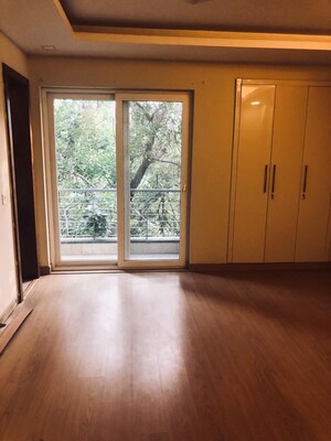 6+ BHK Villa For Rent in Friends Colony