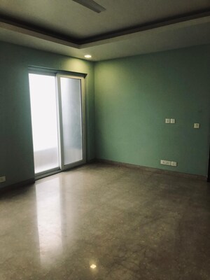 Room in 6+ BHK Villa at Friends Colony – for Rent