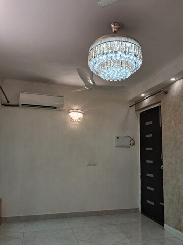 Furnished Amenities in 3 BHK Apartment at Gaurs Siddhartham, Siddharth Vihar – for Rent