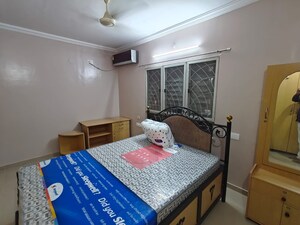 Bedroom in 1 BHK Apartment at Koregaon Park – for Rent