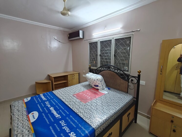Bedroom, koregaon park 1 Bedroom 550 Sq.Ft. Apartment In Koregaon Park Pune 9251544
