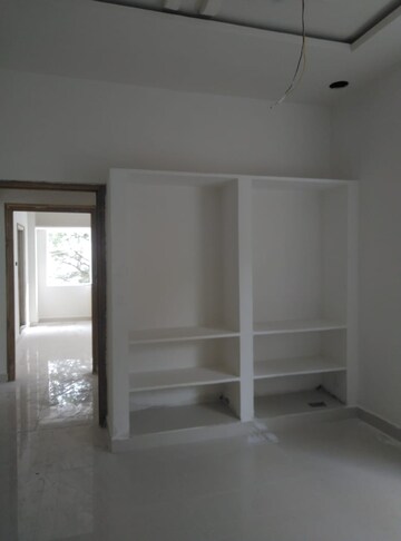 Room in 6+ BHK Independent House at Himayath Nagar – for Sale