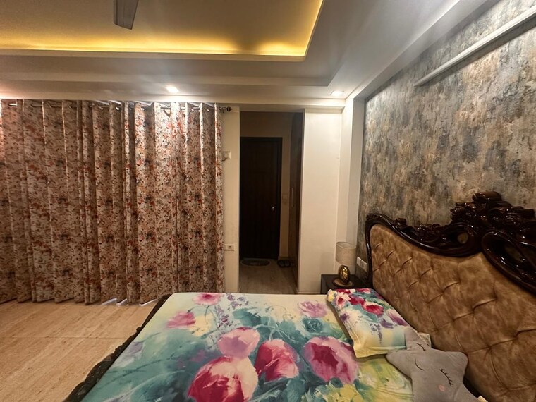Bedroom, sector 57 3 Bedroom 1600 Sq.Ft. Builder Floor In Sector 57 Gurgaon 9251562