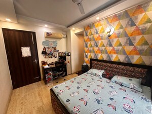 Bedroom in 3 BHK Builder Floor at Sector 57 – for Rent