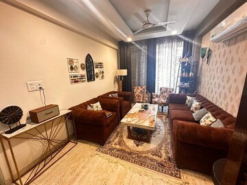 Living Room in 3 BHK Builder Floor at Sector 57 – for Rent