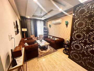 Living Room in 3 BHK Builder Floor at Sector 57 – for Rent