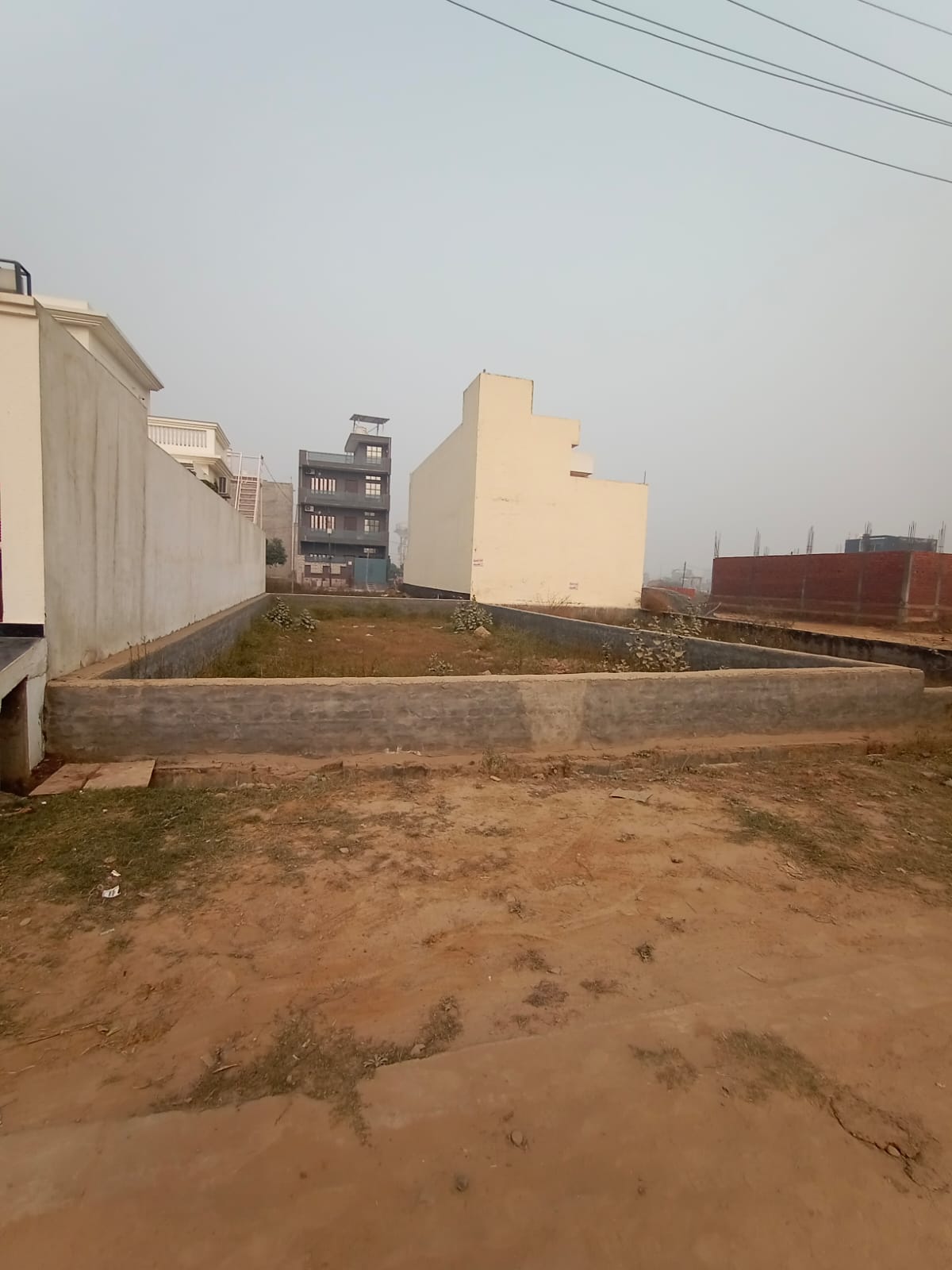 Plot For Sale in Lal Kuan