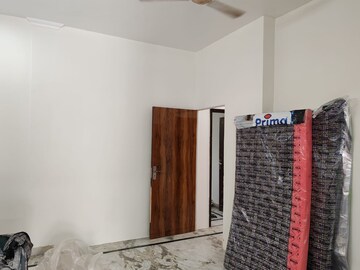Bedroom in 3 BHK Builder Floor at SS Southend Floors, South City 2 – for Rent