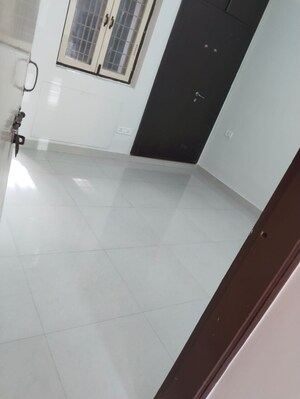 2 BHK Builder Floor For Rent in RWA Apartments Sector 52, Sector 52