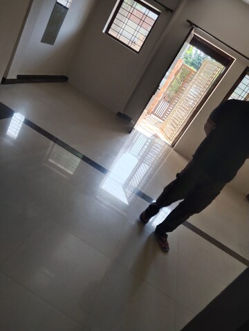 Staircase in 2 BHK Builder Floor at RWA Apartments Sector 52, Sector 52 – for Rent