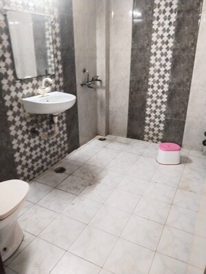 Bathroom in 2 BHK Builder Floor at RWA Apartments Sector 52, Sector 52 – for Rent