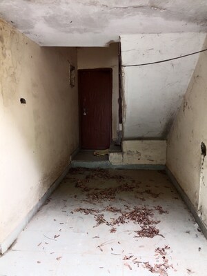 Parking in 2 BHK Villa at Sector 16 Greater Noida – for Sale