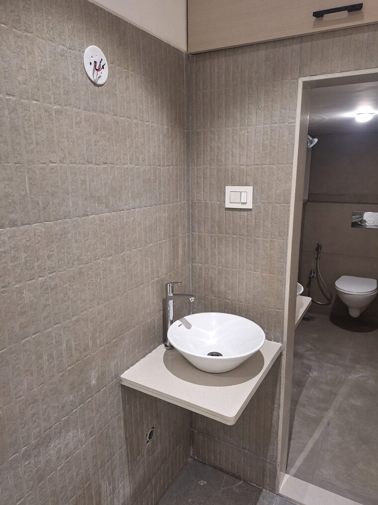 Bathroom, vasai west 2 Bedroom 698 Sq.Ft. Apartment In Vasai West Palghar 9251723