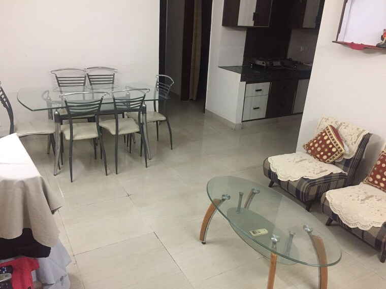Living Room, paras-tierea 3 Bedroom 1330 Sq.Ft. Apartment In Sector 137 Noida 9251707