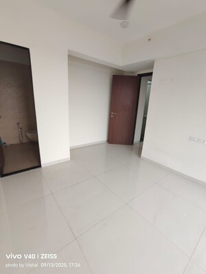 1 BHK Apartment For Rent in Mahavir Kalpavruksha, Ghodbunder Road