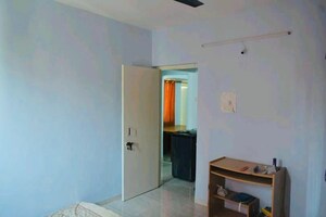 Room in 2 BHK Apartment at Rakshak Nagar Gold, Kharadi – for Rent