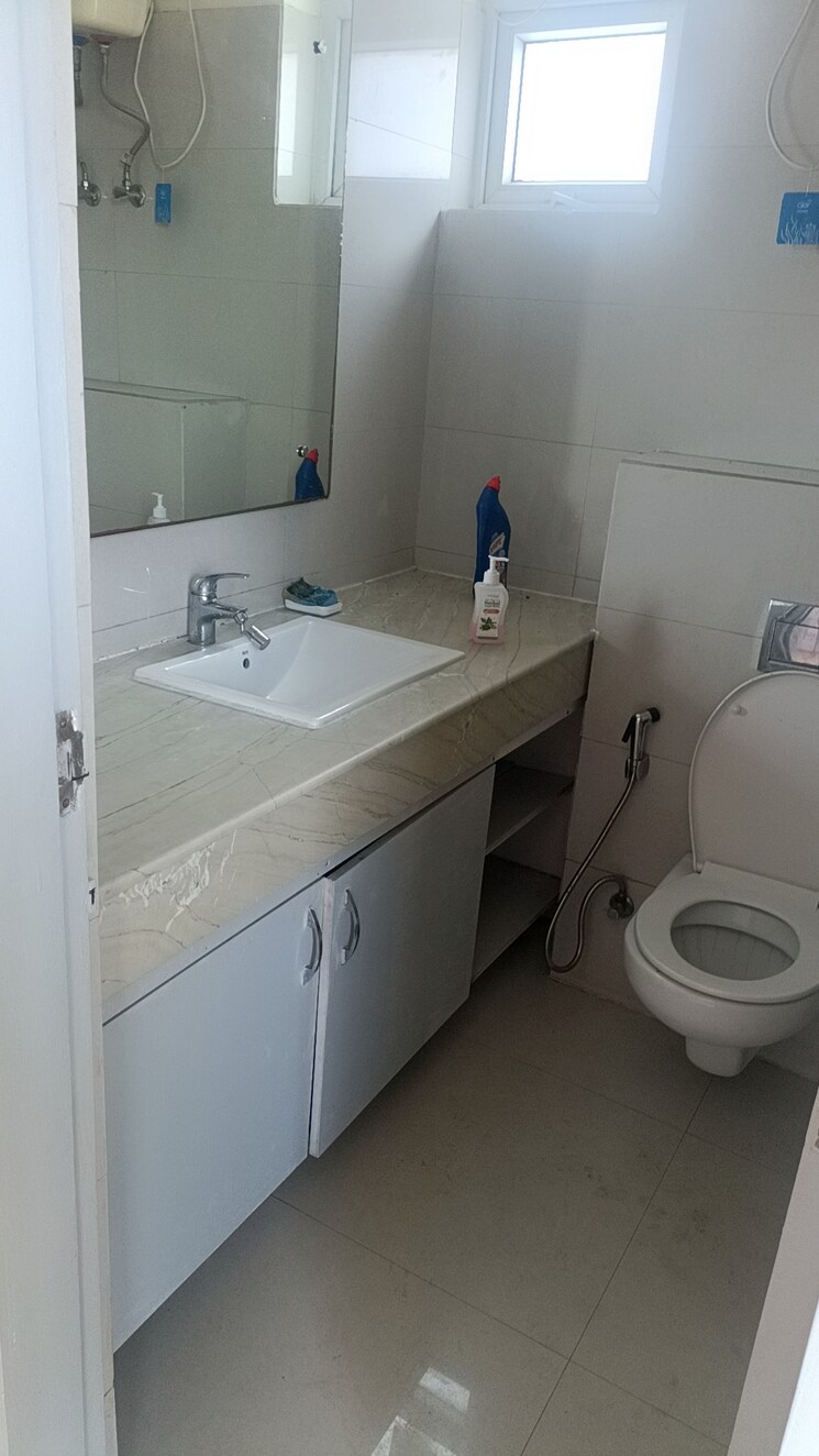 Bathroom, tata-primanti-phase-2 3 Bedroom 2550 Sq.Ft. Apartment In Sector 72 Gurgaon 9251786