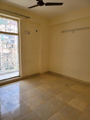 2 BHK Apartment For Rent in Adore Happy Homes, Sector 86