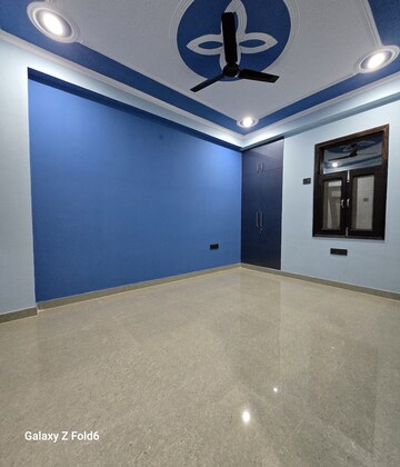 Room in 1 BHK Builder Floor at Chattarpur – for Rent