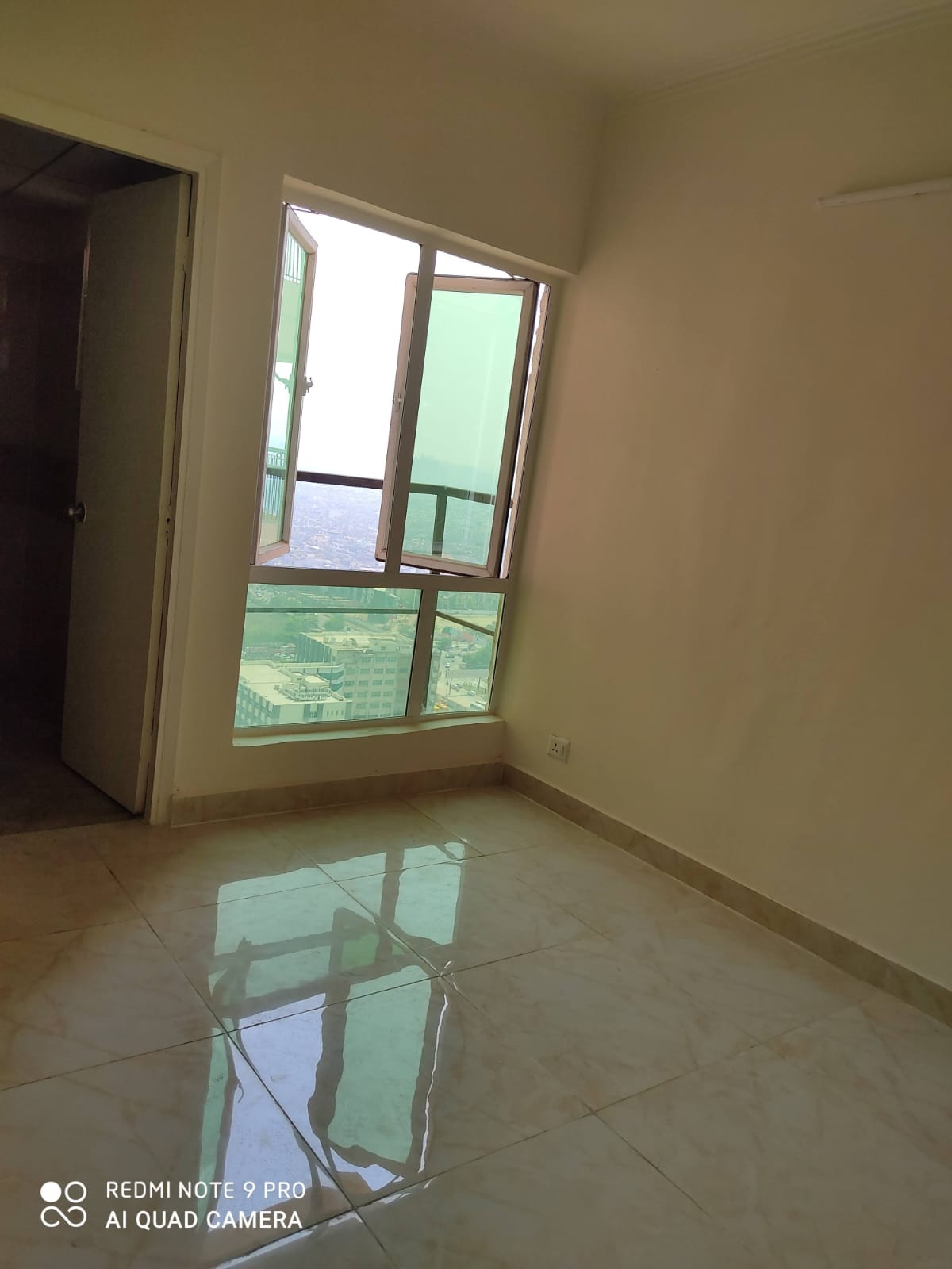 2 BHK + Pooja Room Apartment For Sale in Gaurs Siddhartham