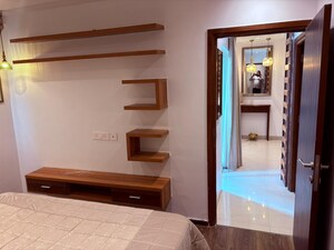 Room in 1 BHK Apartment at Sector 1 Greater Noida – for Sale