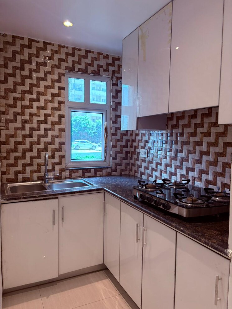 Kitchen, sector 1 greater noida 1 Bedroom 700 Sq.Ft. Apartment In Sector 1 Greater Noida Greater Noida 9251881