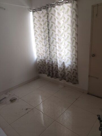 Master Bedroom in 2 BHK Apartment at Krishna Residency Kadubeesanahalli, Kadubeesanahalli – for Rent