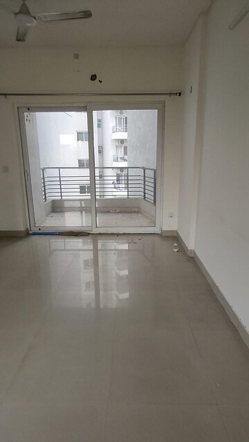 Room in 3.5 BHK Apartment at DLF New Town Heights III, Sector 91 – for Sale