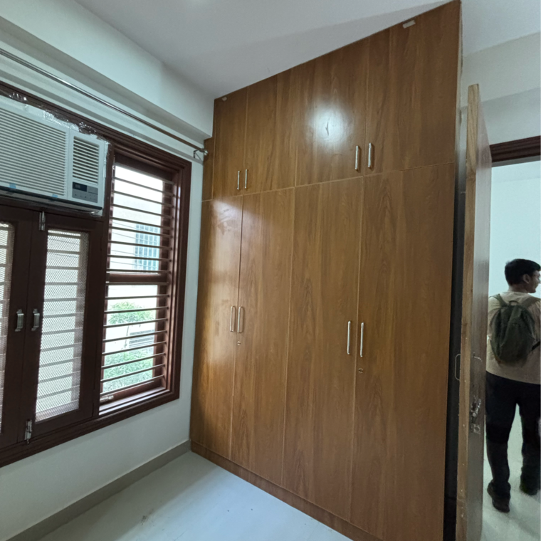 Room, sector 23a 1.5 Bedroom 260 Sq.Ft. Builder Floor In Sector 23a Gurgaon 9251910