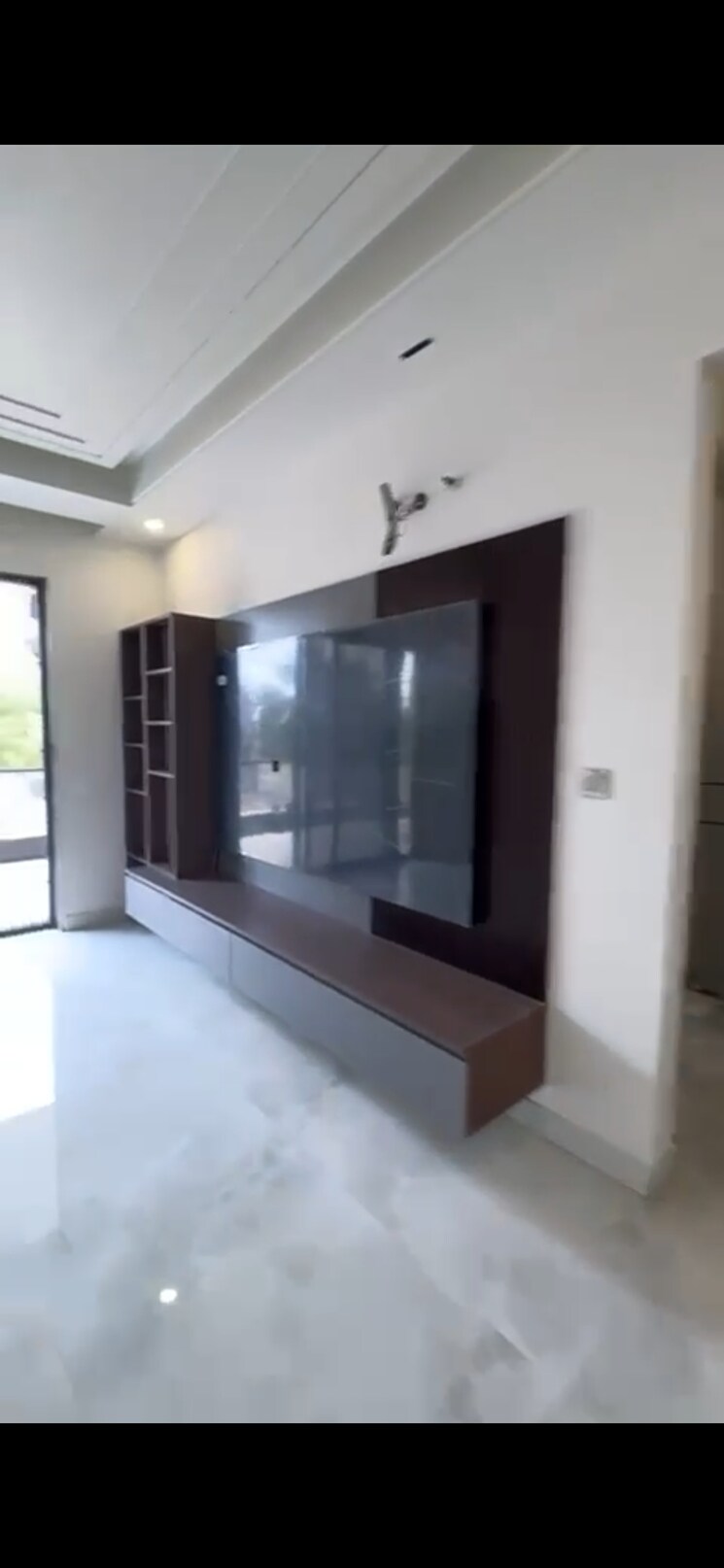 Room, parklands 4 Bedroom 4000 Sq.Ft. Builder Floor In Sector 85 Faridabad 9251951