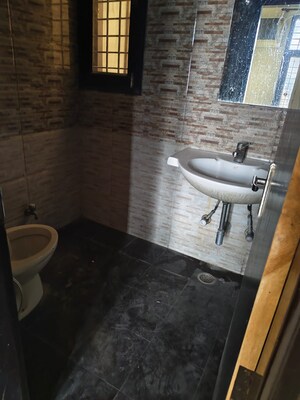 Master Bedroom in 4 BHK Builder Floor at Sector 51 – for Rent