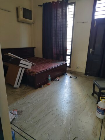 Kitchen in 4 BHK Builder Floor at Sector 51 – for Rent