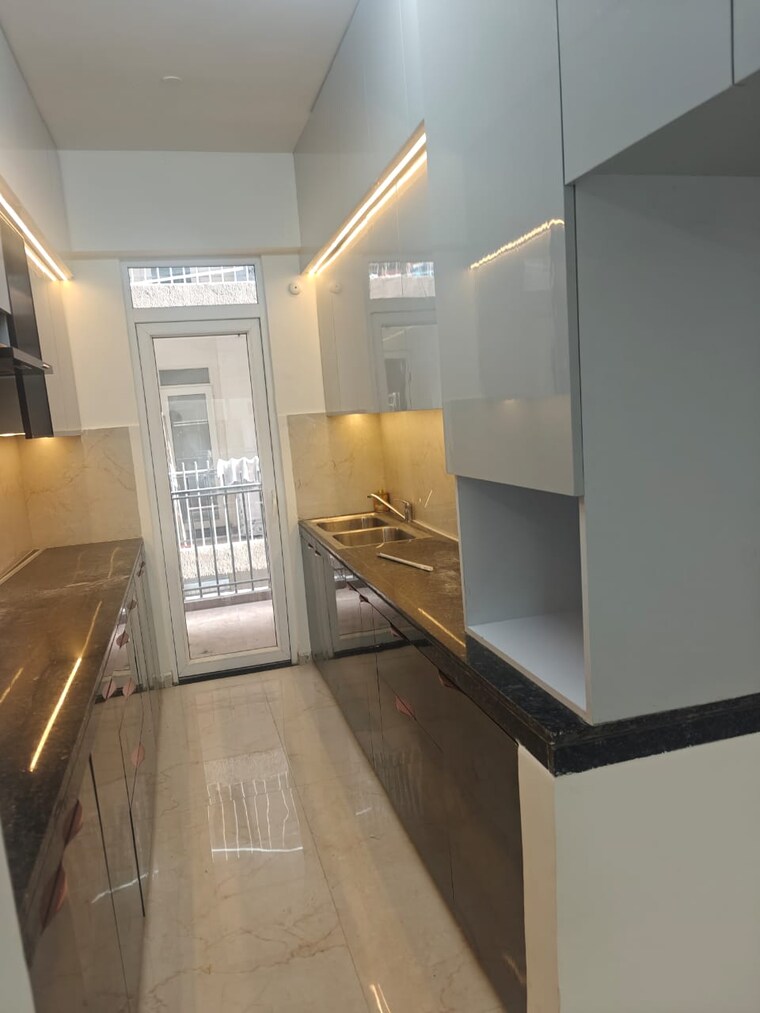 Kitchen, smart-world-gems 2.5 Bedroom 1106 Sq.Ft. Apartment In Sector 89 Gurgaon 9252166