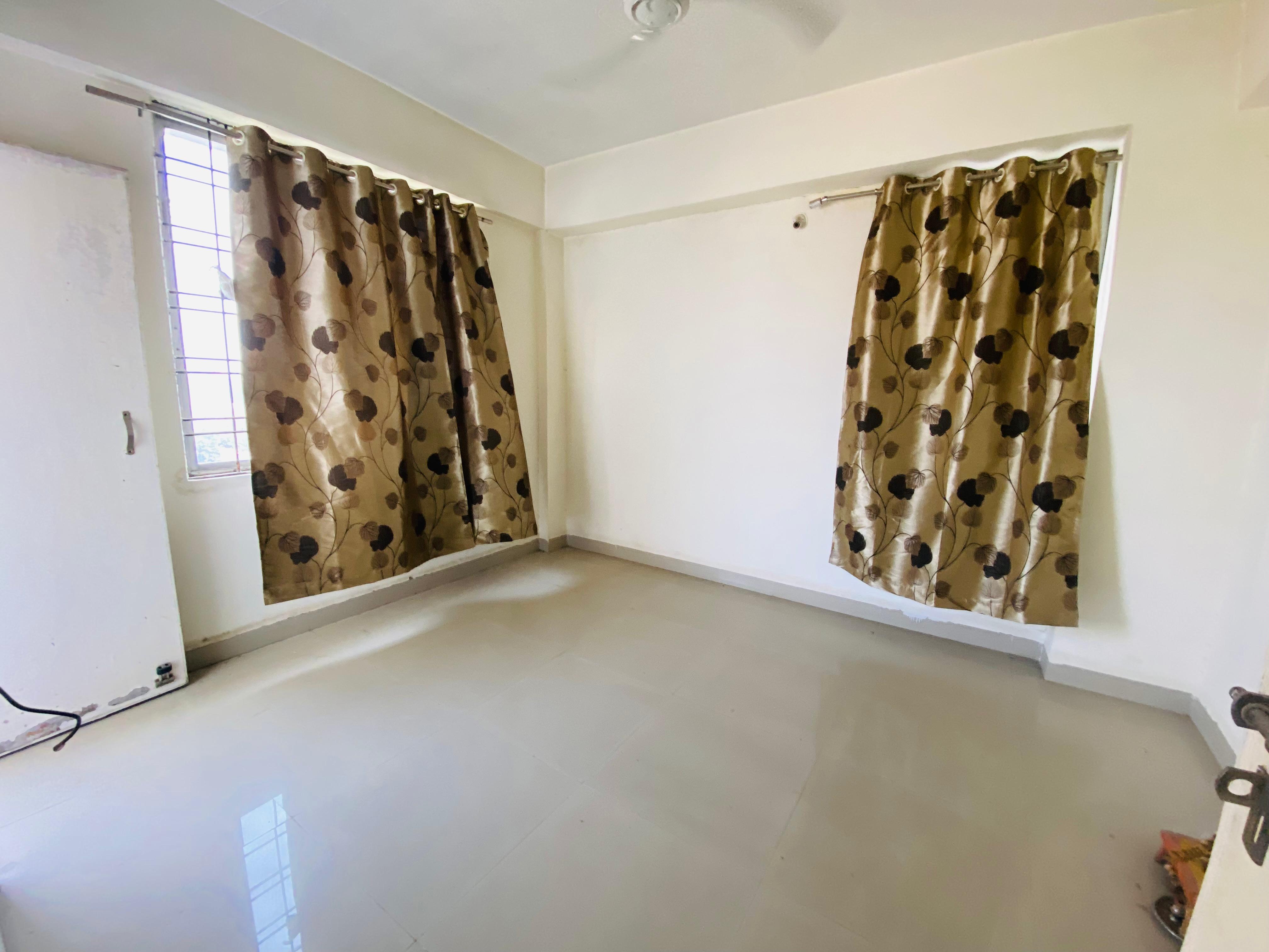 1 BHK + Pooja Room Apartment For Rent in Ostwal Orchid