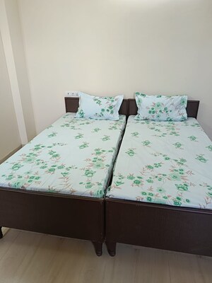 1 RK Builder Floor For Rent in Sector 56