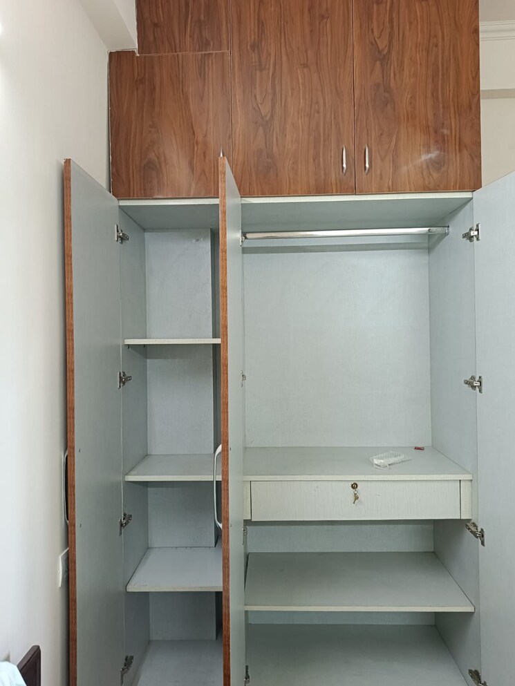 undefined, sector 56 1 RK 350 Sq.Ft. Builder Floor In Sector 56 Gurgaon 9252139