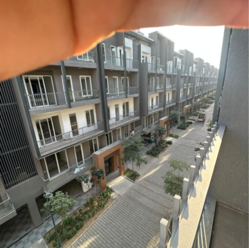 3 BHK Builder Floor – Exterior View View at Smart World Orchard, Sector 61 - for Sale
