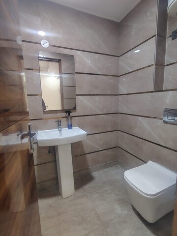 Kitchen in 3 BHK Builder Floor at Malviya Nagar – for Rent