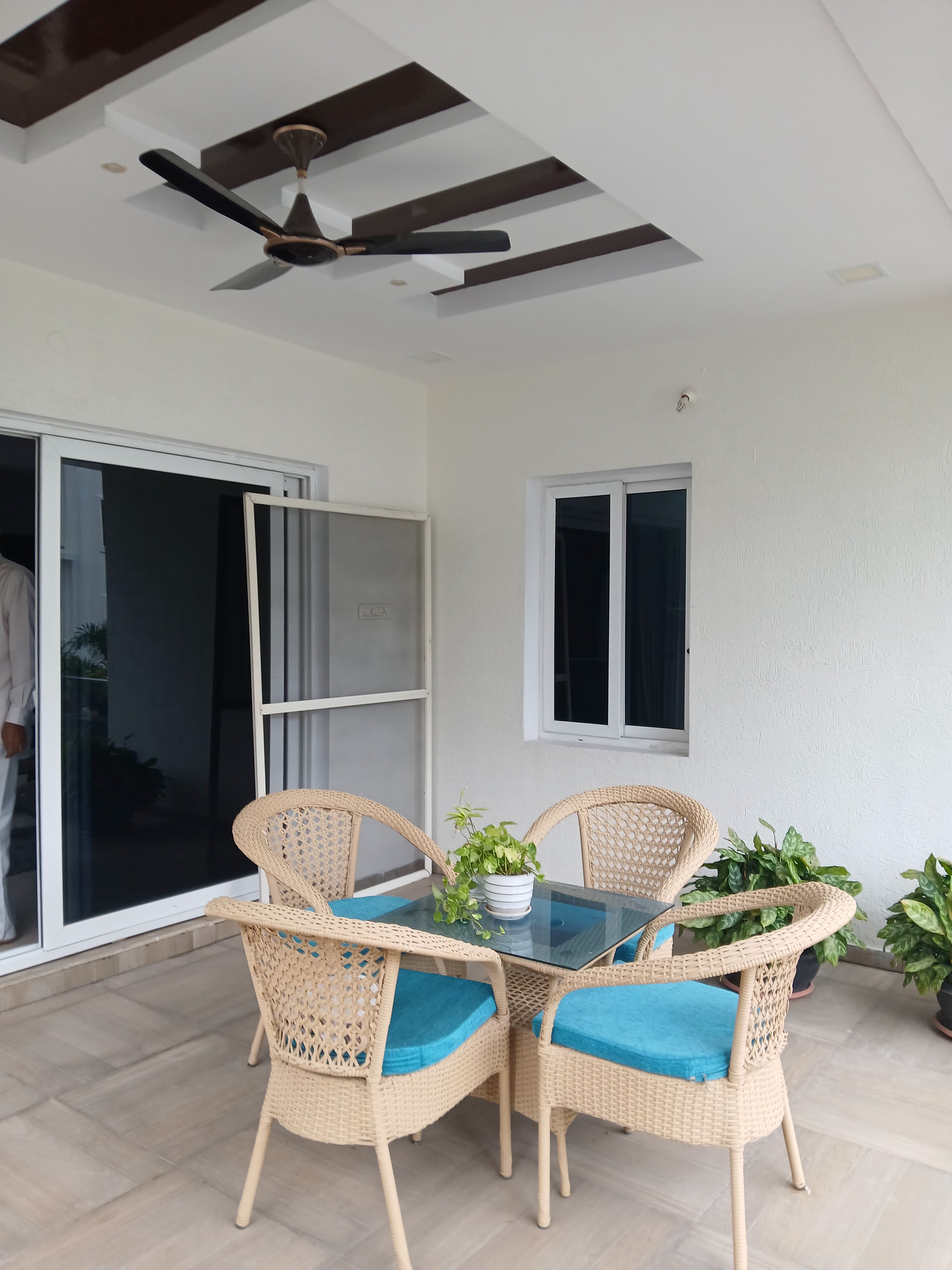 2 BHK + Extra Room Apartment For Rent in Srinivas Apartments 