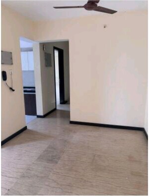 Room in 2.5 BHK Apartment at Platinum Heritage, Ghodbunder Road – for Sale
