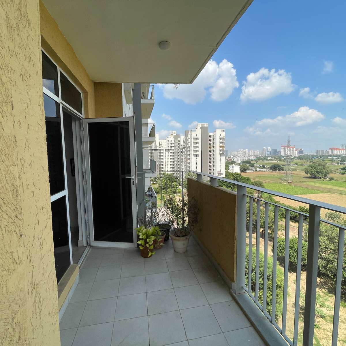 3 BHK 1852 Sq.Ft. Apartment in Ireo The Corridors