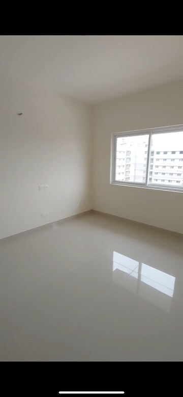 Room in 2 BHK Apartment at Adarsh Greens, Kogilu – for Rent