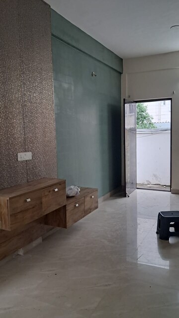 Living Room in 2.5 BHK Apartment at Manikonda – for Rent